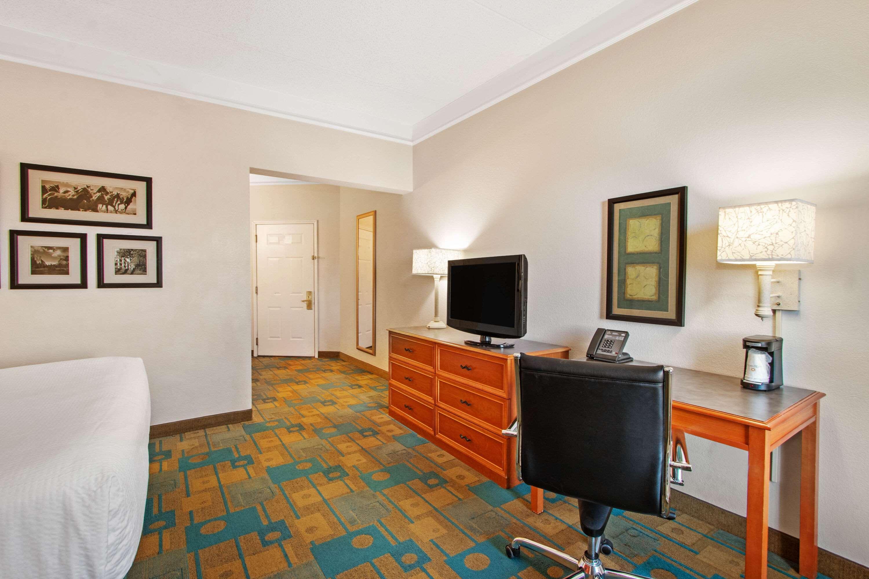 La Quinta By Wyndham Albuquerque West Hotel Ngoại thất bức ảnh
